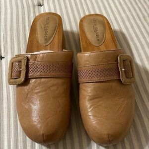 Kelsi Dagger Brooklyn Carve Clog. NWT